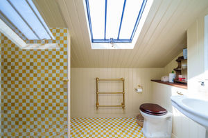 Photo 14- click for photo gallery